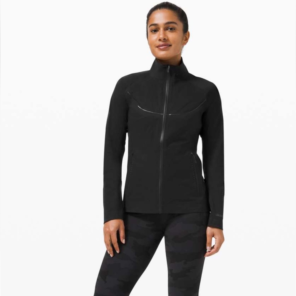 Lululemon Fast and Free Windbreaker - Picture 3 of 14